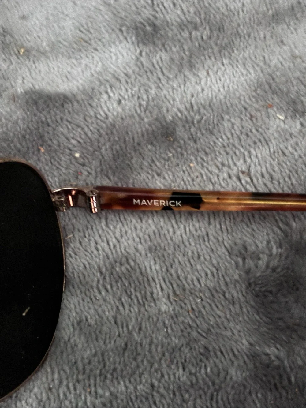 Carpe Diem Maverick Teardrop Aviator Gold-Tone Metal Frame Sunglasses